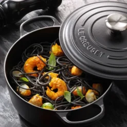 Le Creuset Signature Ronde Braadpan 24 Cm Mat Zwart -Pannen- Kokers Winkel 1252913