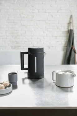 Brabantia D-Line Waterkoker Zwart 12 Brabantia D-Line Waterkoker Zwart -Pannen- Kokers Winkel 1775416