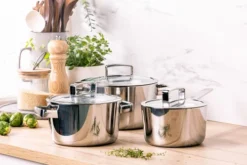 BK Conical Deluxe Pannenset 4-delig 22 BK Conical Deluxe Pannenset 4-delig -Pannen- Kokers Winkel 1924068