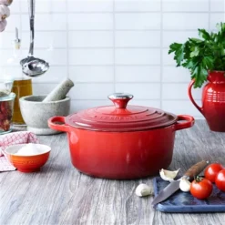 Le Creuset Signature Ronde Braadpan 20 Cm Kersenrood -Pannen- Kokers Winkel 430900