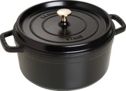 Staub Ronde Stoof-/Braadpan 28 Cm Zwart 11 Staub Ronde Stoof-/Braadpan 28 Cm Zwart -Pannen- Kokers Winkel 436440