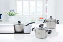 Pannen- Kokers Winkel 34 Pannen- Kokers Winkel -Pannen- Kokers Winkel 448601